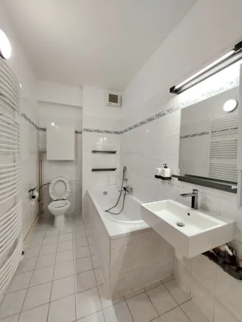 Pronájem bytu 2+kk, Hradec Králové - Třebeš, Ve Stromovce, 45 m2