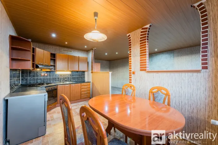 Pronájem bytu 3+1, Neratovice, Dr. E. Beneše, 68 m2