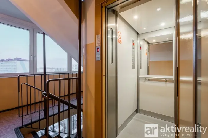 Pronájem bytu 3+1, Neratovice, Dr. E. Beneše, 68 m2