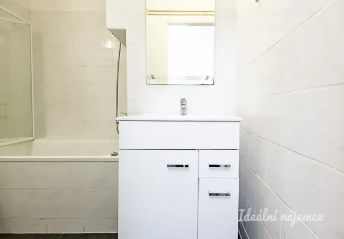 Pronájem bytu 2+kk, Praha - Smíchov, Svornosti, 47 m2