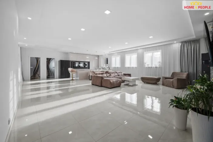 Prodej komerční nemovitosti, Rostoklaty - Nová Ves II, 166 m2