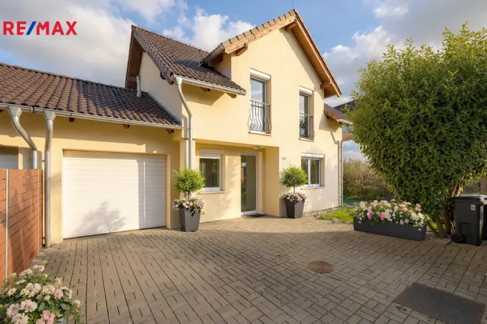 Pronájem rodinného domu, Bašť, Kostelecká, 123 m2