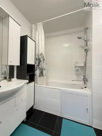 Prodej bytu 3+1, Krupka - Maršov, Dukelských hrdinů, 68 m2