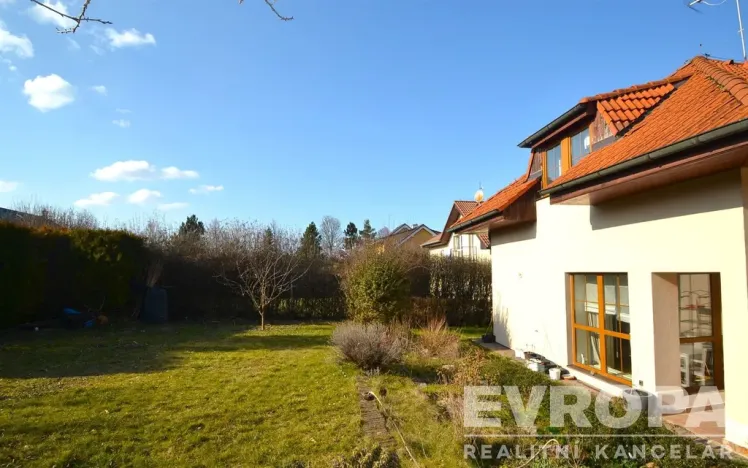 Pronájem rodinného domu, Velké Přílepy, Seifertova, 170 m2