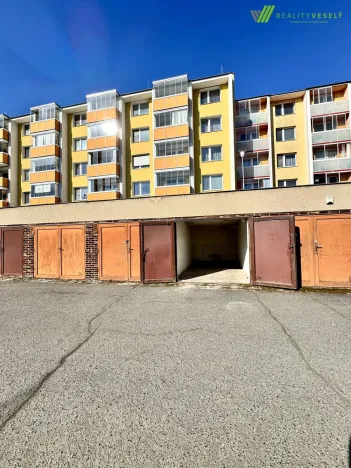 Pronájem garáže, Brno, Urxova, 18 m2