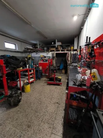 Prodej komerční nemovitosti, Dobrná, 288 m2