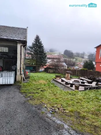 Prodej komerční nemovitosti, Dobrná, 288 m2