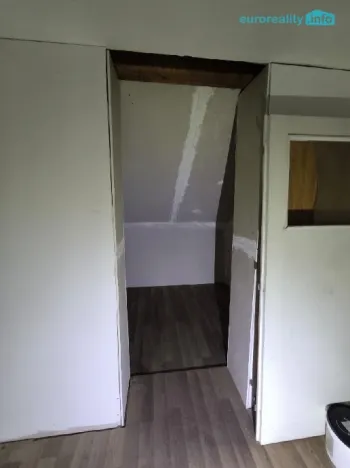 Prodej komerční nemovitosti, Dobrná, 288 m2