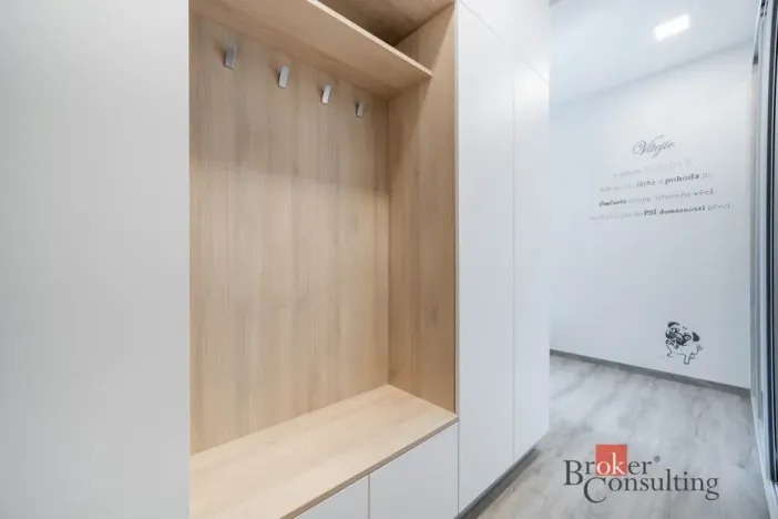 Prodej bytu 3+kk, Hodonín, Očovská, 67 m2