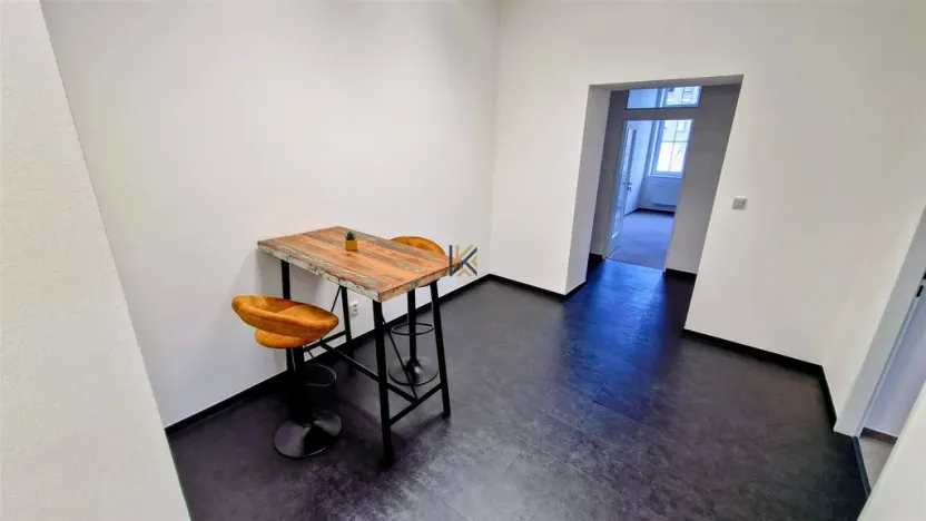 Pronájem kanceláře, Praha - Smíchov, Nádražní, 57 m2