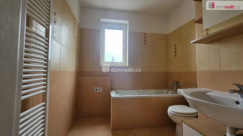 Pronájem bytu 2+kk, Praha - Záběhlice, Velenovského, 53 m2