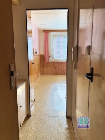 Prodej bytu 1+1, Plzeň - Doubravka, Popelnicová, 36 m2