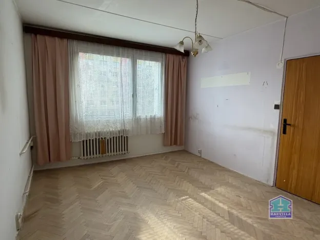 Prodej bytu 1+1, Plzeň - Doubravka, Popelnicová, 36 m2