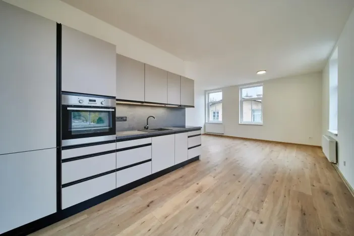 Pronájem bytu 2+kk, Trutnov - Horní Staré Město, Horská, 74 m2