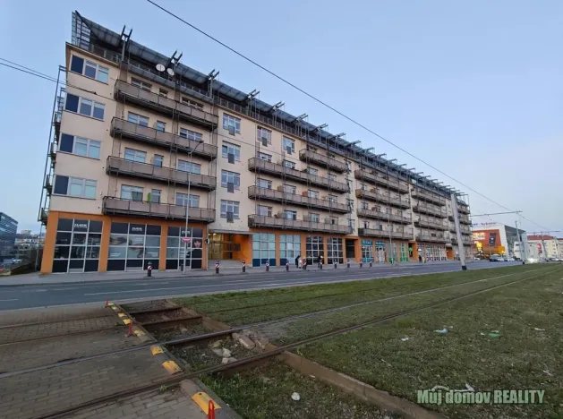 Pronájem bytu 1+kk, Praha - Libeň, Českomoravská, 42 m2