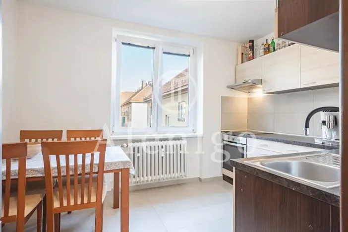 Prodej bytu 2+1, Praha - Kobylisy, Pakoměřická, 61 m2