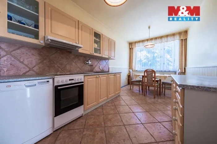 Prodej rodinného domu, Horní Branná, 300 m2