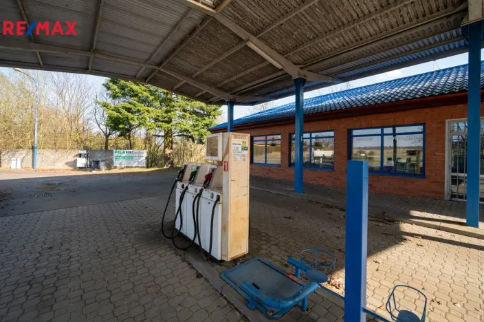 Prodej obchodního prostoru, Rataje nad Sázavou, 200 m2