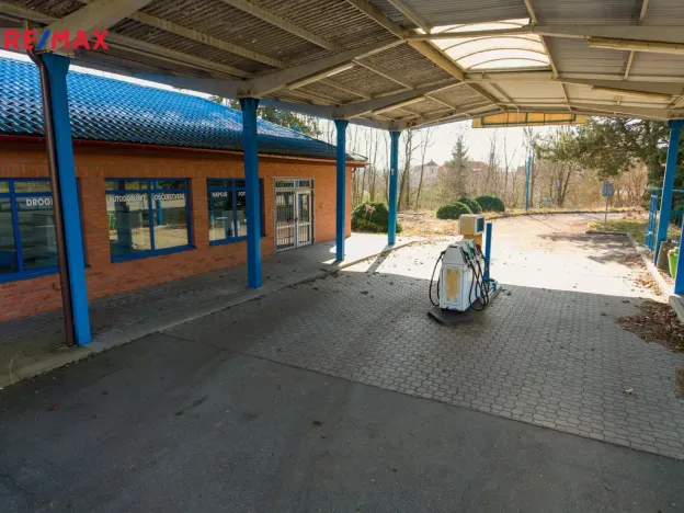 Prodej obchodního prostoru, Rataje nad Sázavou, 200 m2