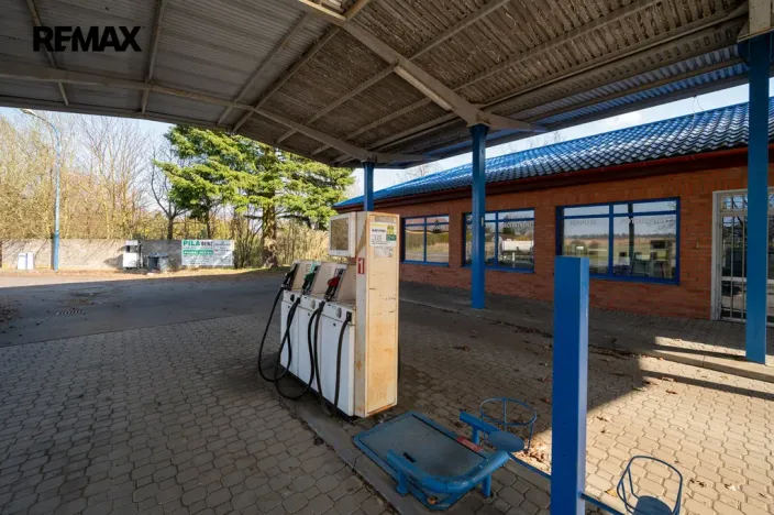 Prodej obchodního prostoru, Rataje nad Sázavou, 200 m2