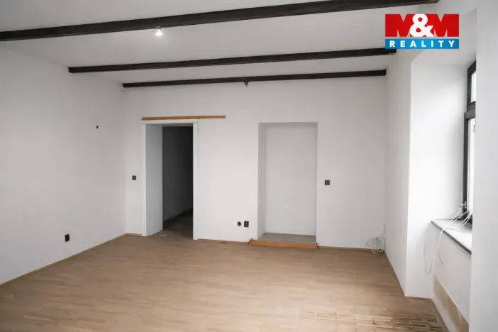 Prodej rodinného domu, Horní Cerekev, nám. T. G. Masaryka, 239 m2