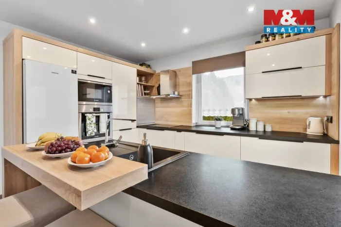 Prodej rodinného domu, Rokytnice nad Jizerou - Horní Rokytnice, 212 m2