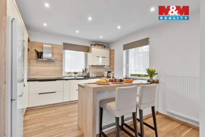 Prodej rodinného domu, Rokytnice nad Jizerou - Horní Rokytnice, 212 m2