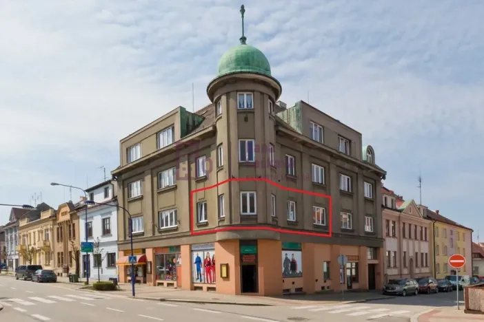 Pronájem bytu 3+kk, Jindřichův Hradec - Jindřichův Hradec II, Sládkova, 61 m2