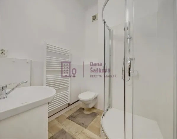 Pronájem bytu 3+kk, Jindřichův Hradec - Jindřichův Hradec II, Sládkova, 61 m2