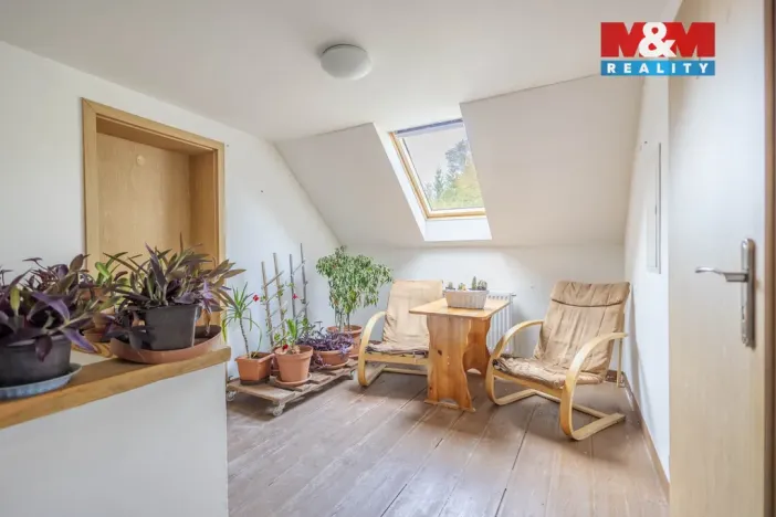 Prodej rodinného domu, Chřibská, 200 m2