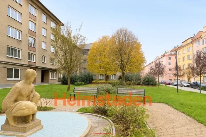 Pronájem obchodního prostoru, Ostrava - Moravská Ostrava, Zborovská, 130 m2