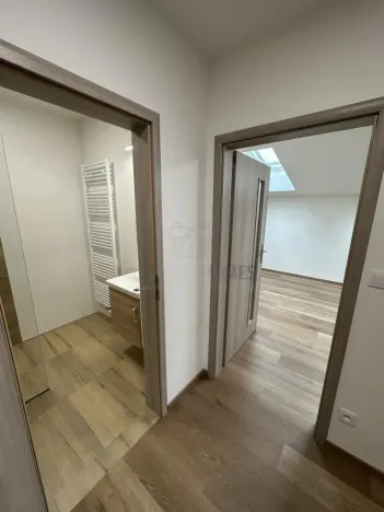 Pronájem bytu 2+kk, Jenštejn, Kovářská, 40 m2