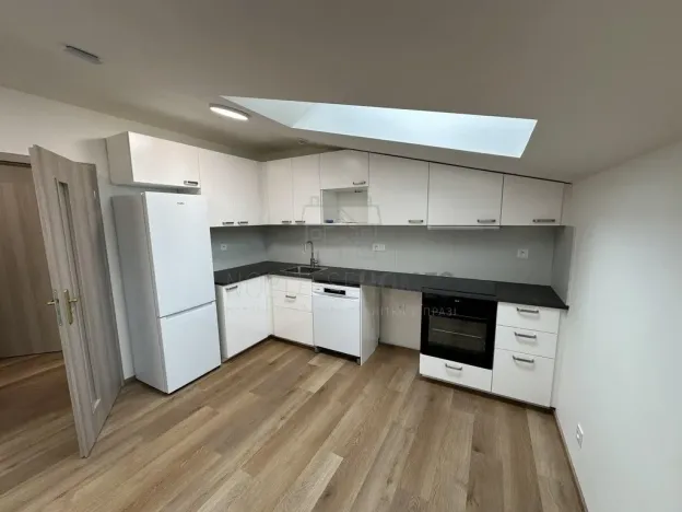 Pronájem bytu 2+kk, Jenštejn, Kovářská, 40 m2