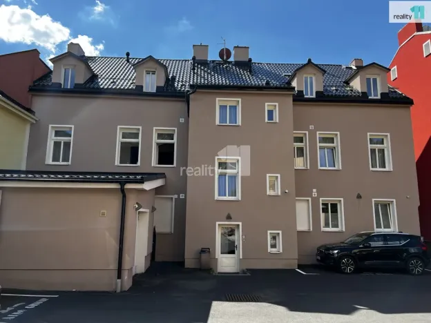 Pronájem kanceláře, Karlovy Vary - Dvory, Chebská, 75 m2