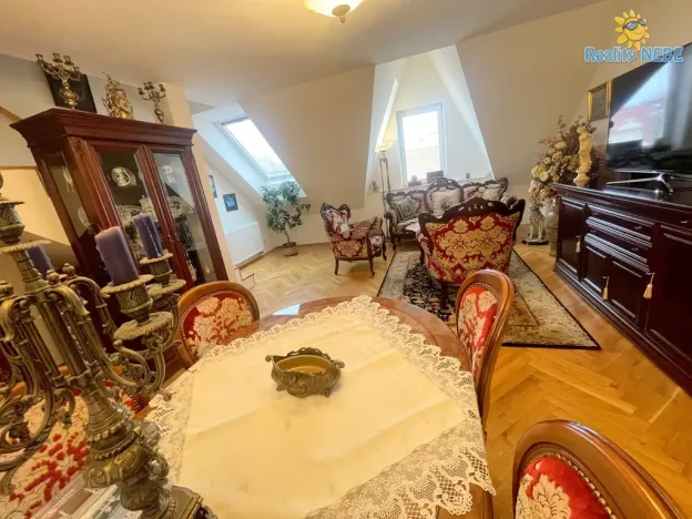 Pronájem bytu 3+kk, Praha - Smíchov, Zborovská, 93 m2