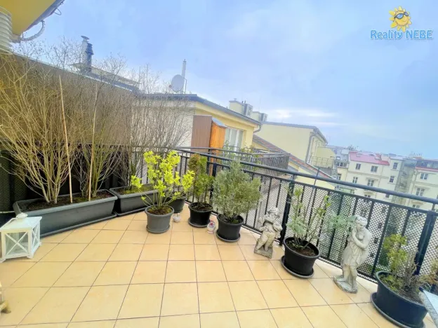 Pronájem bytu 3+kk, Praha - Smíchov, Zborovská, 93 m2