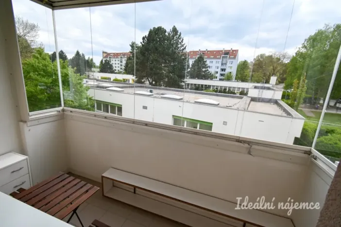 Pronájem bytu 2+1, Brno - Bystrc, Laštůvkova, 54 m2