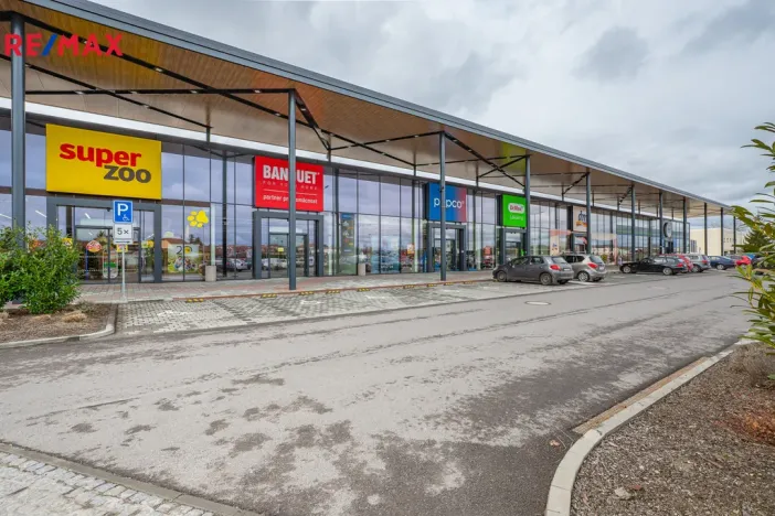 Prodej komerčního pozemku, Moravské Budějovice, 11482 m2