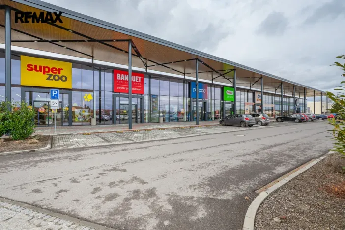 Prodej komerčního pozemku, Moravské Budějovice, 11482 m2