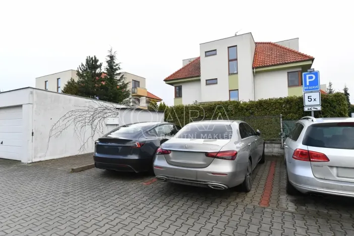 Prodej bytu 3+1, Jesenice, Platanová, 84 m2