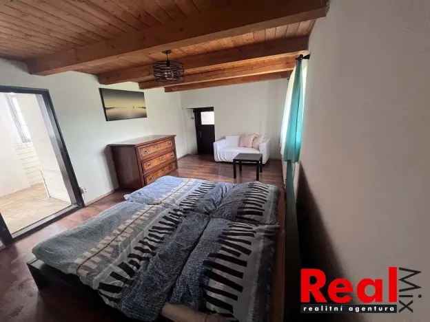 Prodej rodinného domu, Kulířov, 400 m2