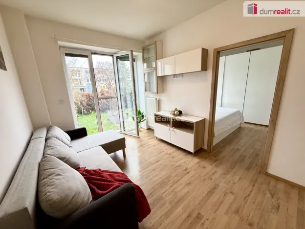 Pronájem bytu 2+kk, Kralupy nad Vltavou - Lobeček, Cesta brigádníků, 35 m2