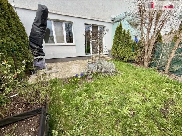 Pronájem bytu 2+kk, Kralupy nad Vltavou - Lobeček, Cesta brigádníků, 35 m2