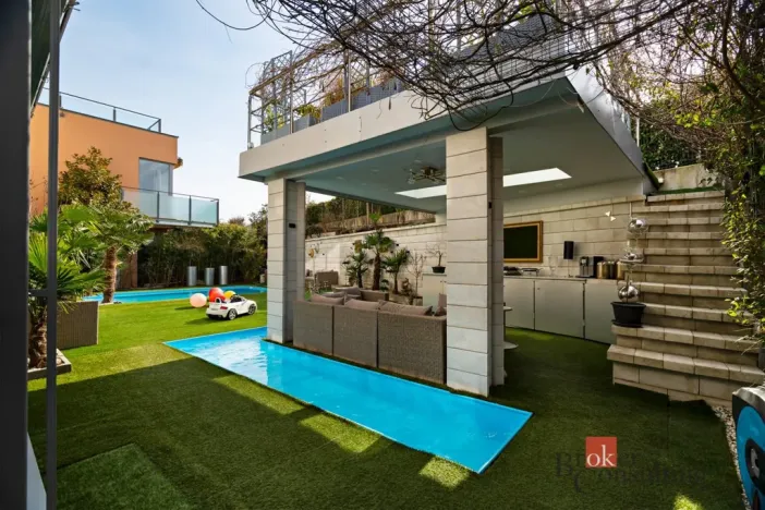 Prodej bytu 5+kk, Plzeň - Doubravka, Na Terasách, 128 m2