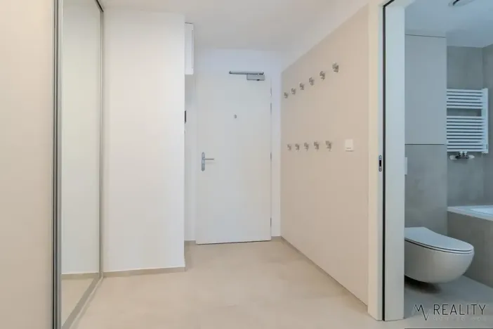 Pronájem bytu 2+kk, Ostrava, Dlouhá, 57 m2