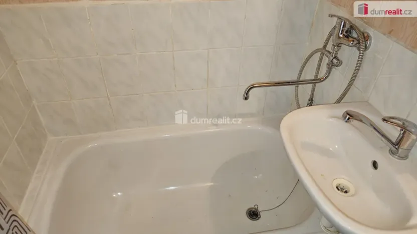 Pronájem bytu 1+kk, Praha - Zličín, Nedašovská, 38 m2