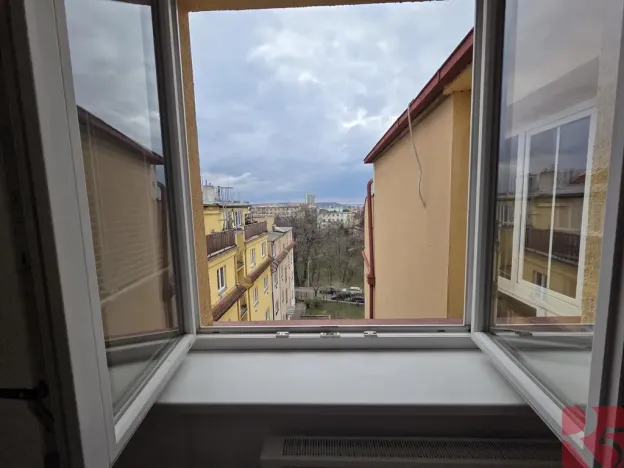 Pronájem bytu 1+kk, Praha - Nusle, Sdružení, 28 m2