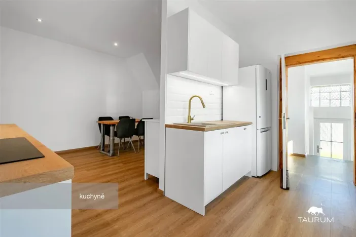 Prodej rodinného domu, Tlučná, Línská, 154 m2