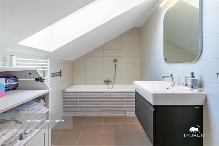 Prodej rodinného domu, Tlučná, Línská, 154 m2