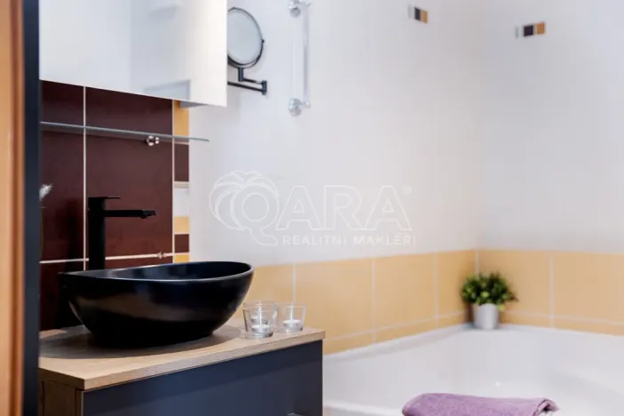 Prodej bytu 2+kk, Praha - Pitkovice, Májovková, 67 m2